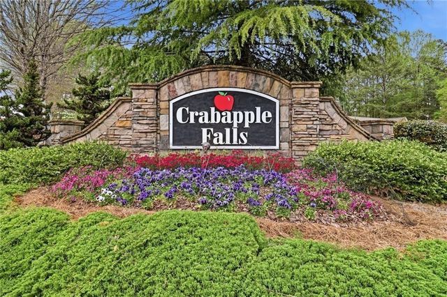 206 Apple Court, Woodstock, GA 30188