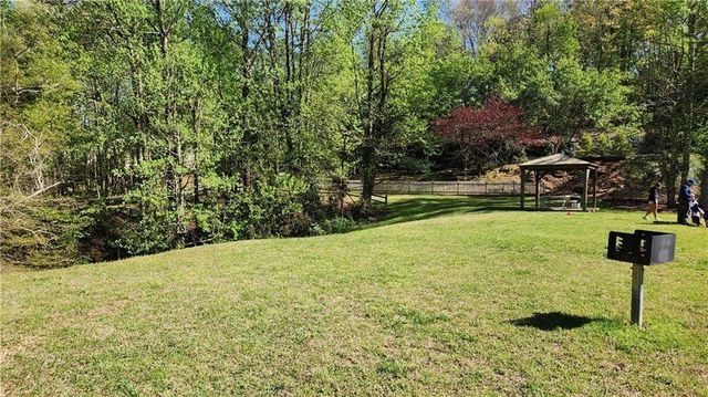 206 Apple Court, Woodstock, GA 30188