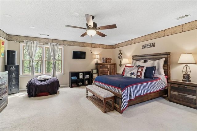 206 Apple Court, Woodstock, GA 30188