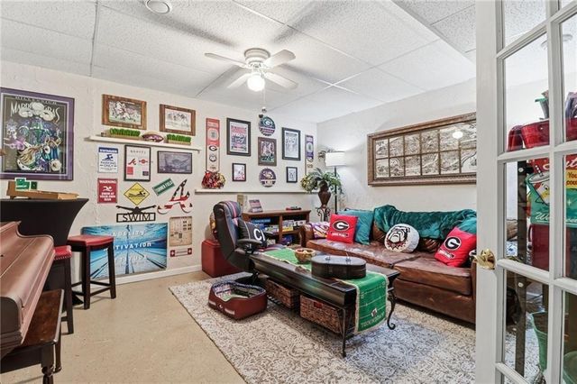 206 Apple Court, Woodstock, GA 30188