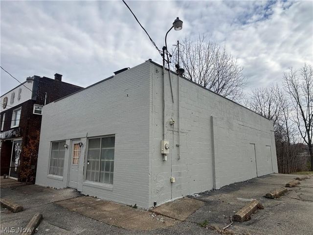 1535 Logan Avenue, Youngstown, OH 44505