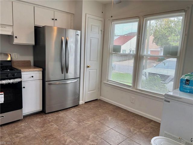 1161 Hillock XING, Virginia Beach, VA 23455