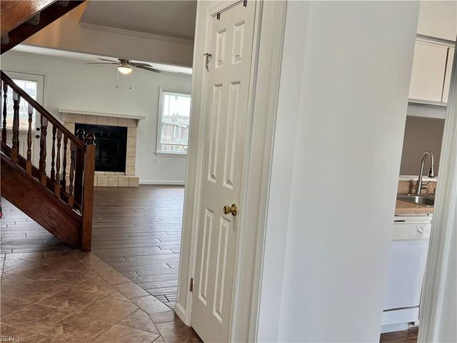 1161 Hillock XING, Virginia Beach, VA 23455