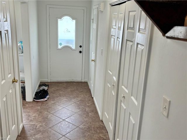 1161 Hillock XING, Virginia Beach, VA 23455