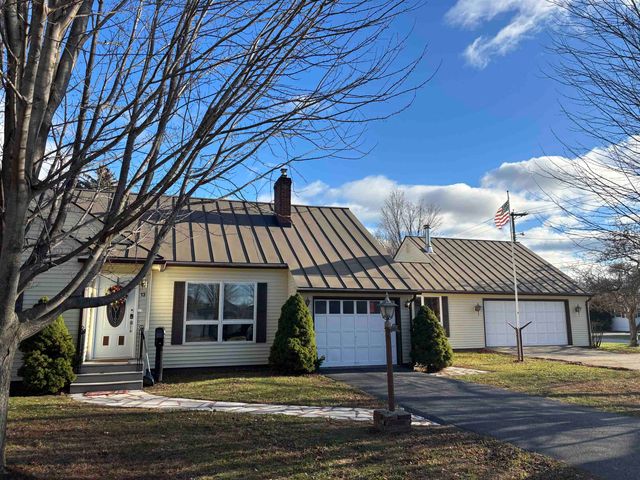 13 Laroe Street, Swanton, VT 05488