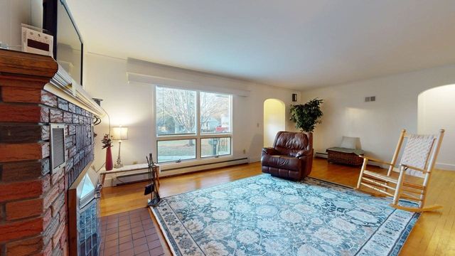 13 Laroe Street, Swanton, VT 05488