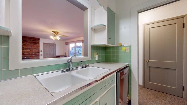 13 Laroe Street, Swanton, VT 05488