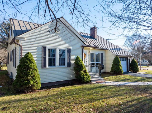 13 Laroe Street, Swanton, VT 05488