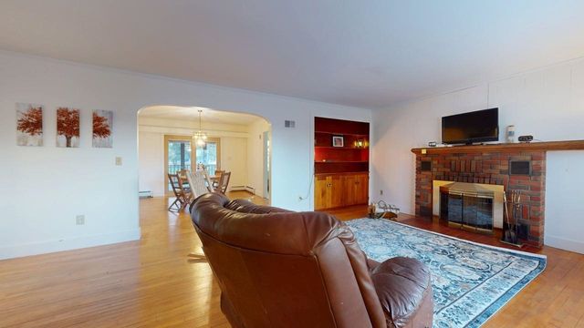 13 Laroe Street, Swanton, VT 05488