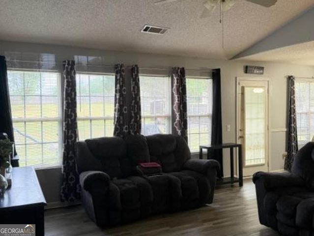 432 Raymond Drive, Winder, GA 30680