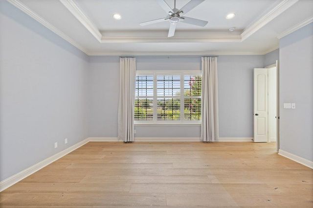 114 Golden Bear DR, Austin, TX 78738