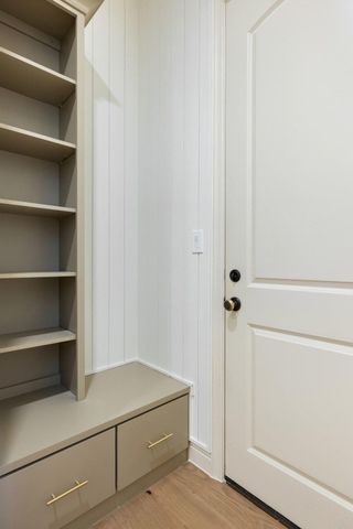 114 Golden Bear DR, Austin, TX 78738