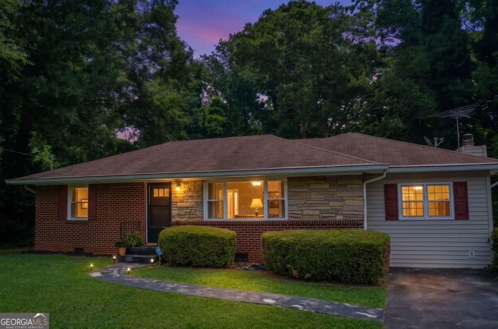 128 Peachtree Circle SE, Marietta, GA 30060 — photo 2
