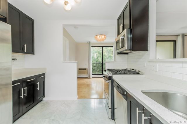 1155 Warburton Avenue 11F, Yonkers, NY 10701
