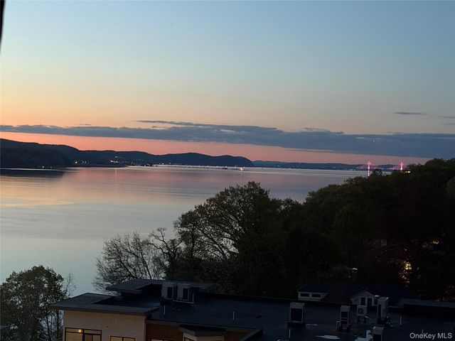 1155 Warburton Avenue 11F, Yonkers, NY 10701