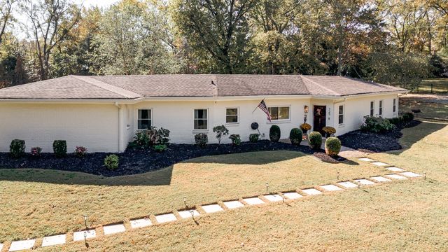 725 Elysian Fields Rd, Nashville, TN 37204