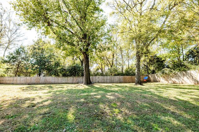 725 Elysian Fields Rd, Nashville, TN 37204