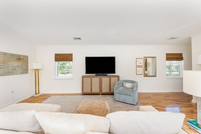 725 Elysian Fields Rd, Nashville, TN 37204