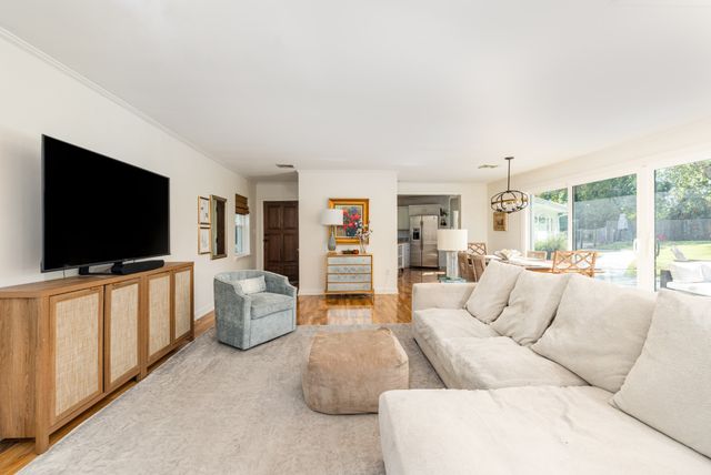 725 Elysian Fields Rd, Nashville, TN 37204