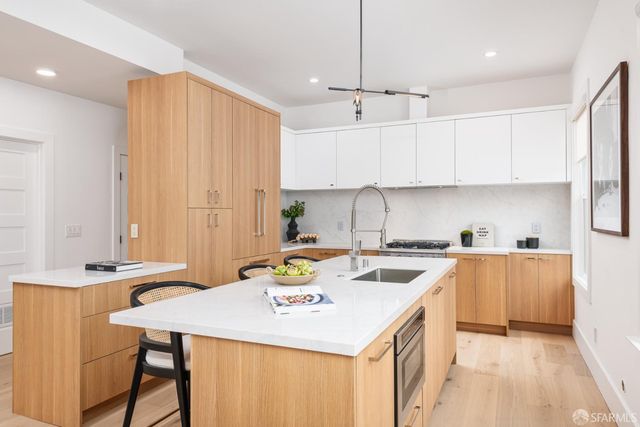 1400 Broadway, San Francisco, CA 94109