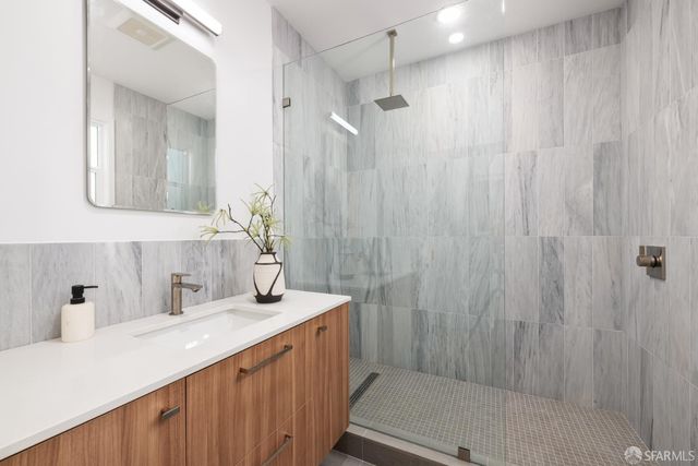 1400 Broadway, San Francisco, CA 94109