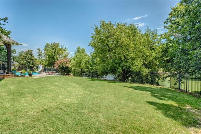 4808 South Lake Drive, Norman, OK 73072