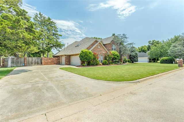 4808 South Lake Drive, Norman, OK 73072