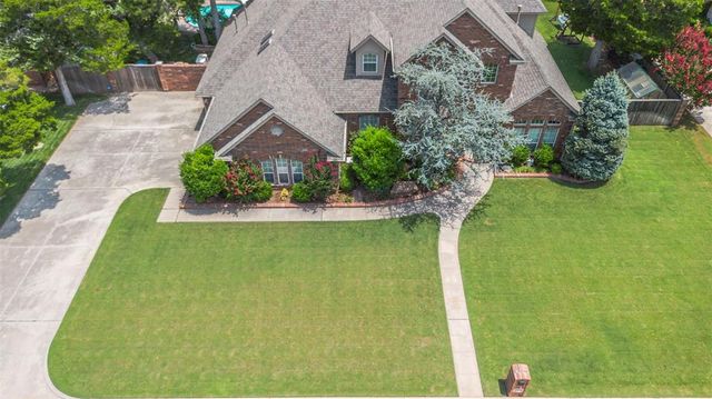 4808 South Lake Drive, Norman, OK 73072