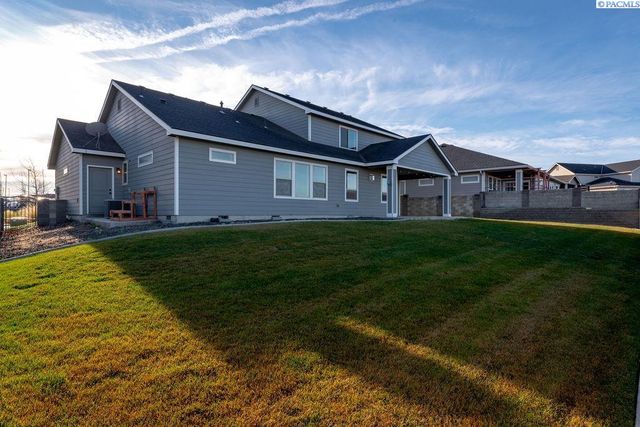6356 W 38th Ave, Kennewick, WA 99338