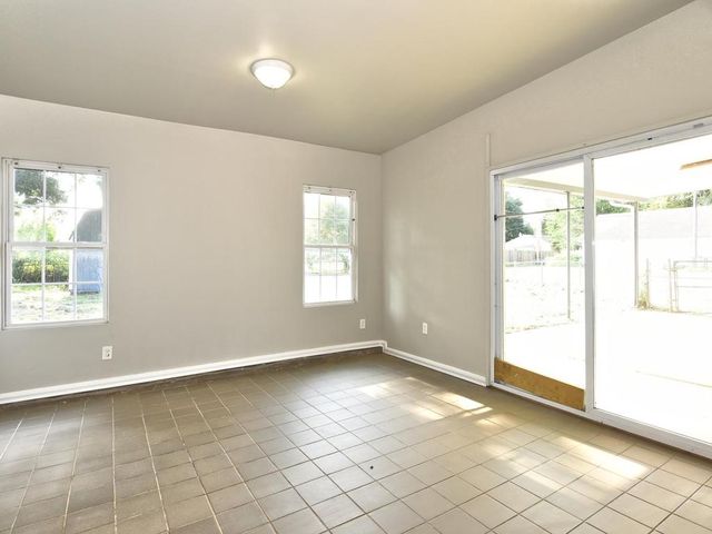 337 S 48th West Avenue, Tulsa, OK 74127