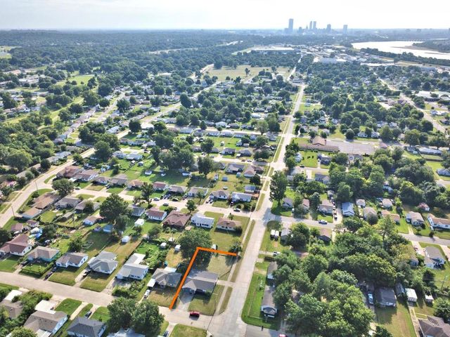 337 S 48th West Avenue, Tulsa, OK 74127