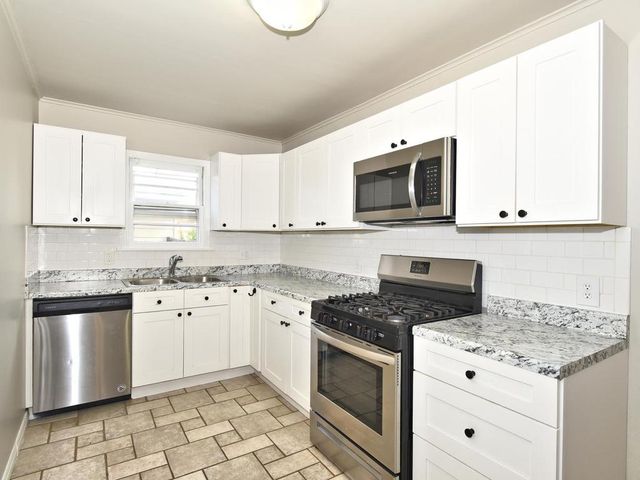 337 S 48th West Avenue, Tulsa, OK 74127