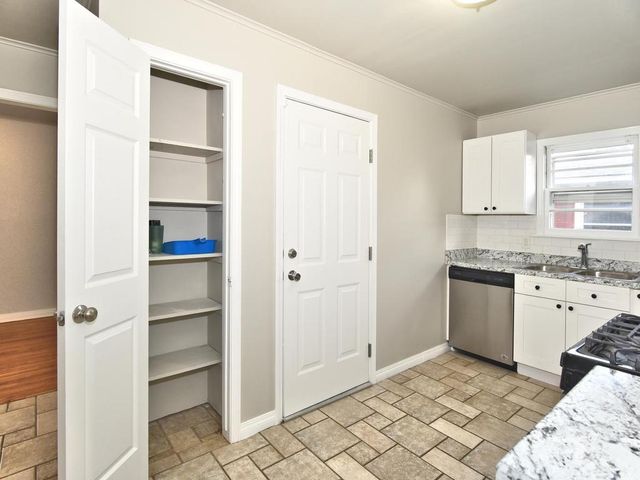 337 S 48th West Avenue, Tulsa, OK 74127