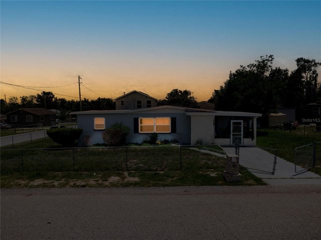 1125 AVENUE L, Haines City, FL 33844