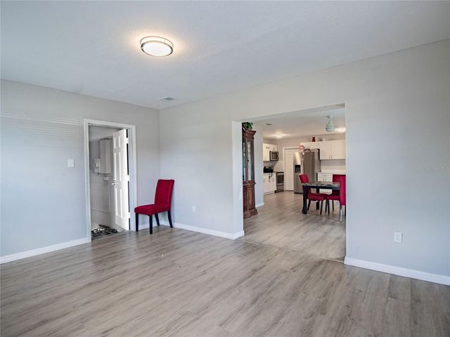 1125 AVENUE L, Haines City, FL 33844