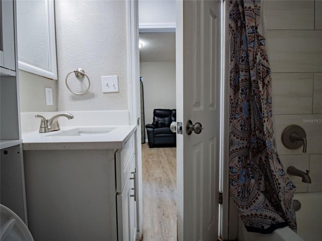 1125 AVENUE L, Haines City, FL 33844