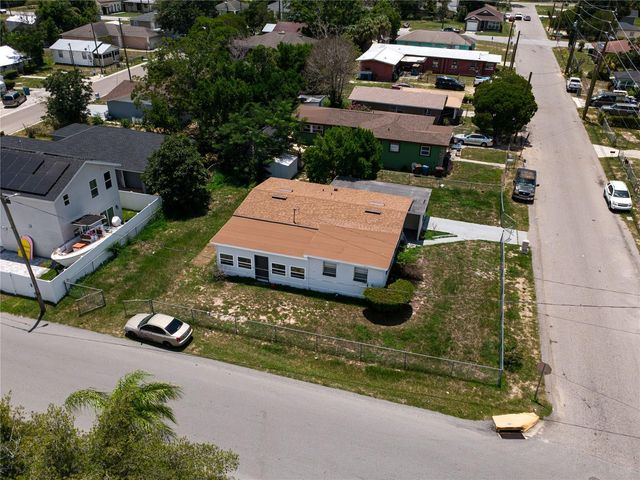 1125 AVENUE L, Haines City, FL 33844