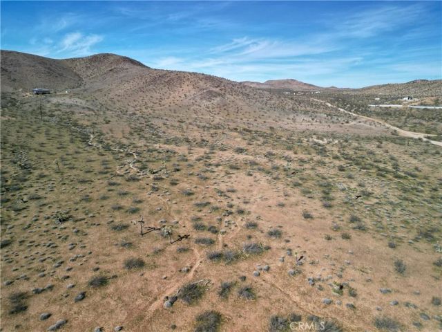 34 La Brisa, Joshua Tree, CA 92252