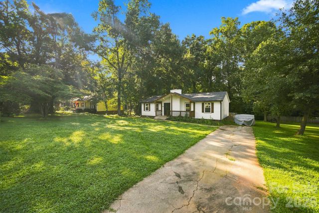 600 Briarcreek Road, Gastonia, NC 28056