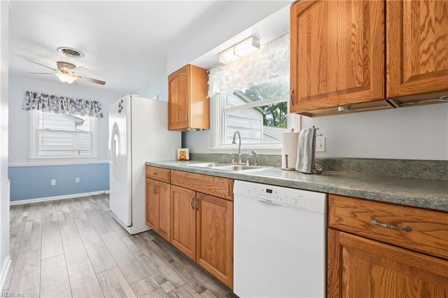 1012 72nd ST, Newport News, VA 23605