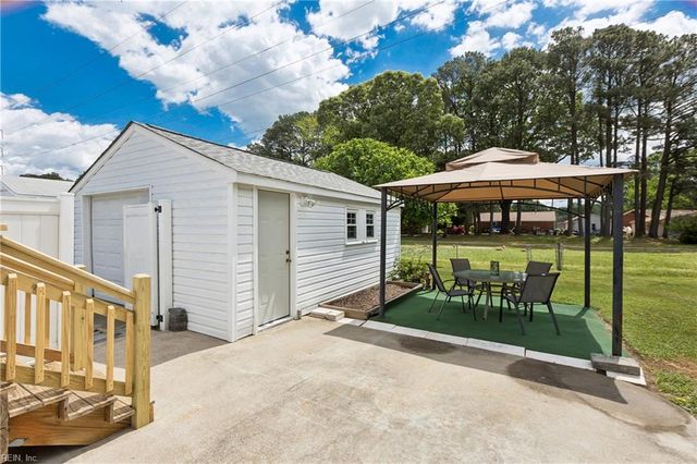 1012 72nd ST, Newport News, VA 23605