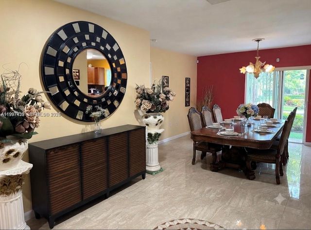 2720 NW 11th Street, Fort Lauderdale, FL 33311