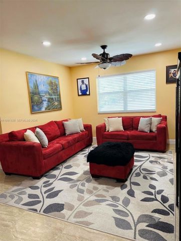2720 NW 11th Street, Fort Lauderdale, FL 33311