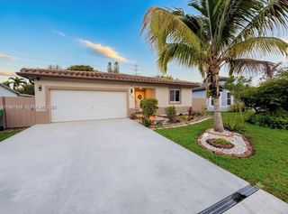 2720 NW 11th Street, Fort Lauderdale, FL 33311