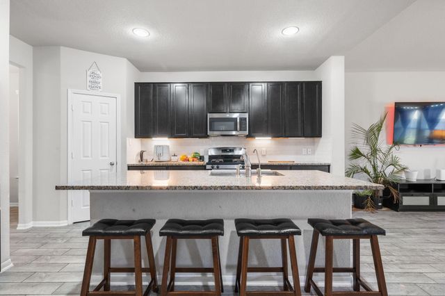 32318 Dusted Bronze Street, Brookshire, TX 77423