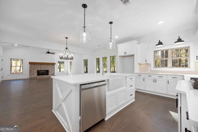 3098 Piedmont Lake Road, Pine Mountain, GA 31822