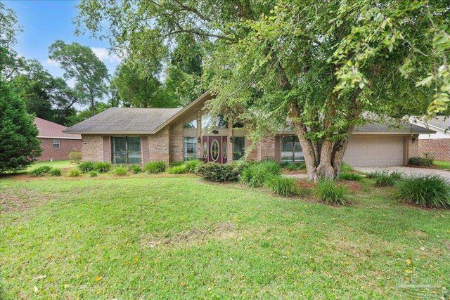 1161 Tamara Dr, Pensacola, FL 32504