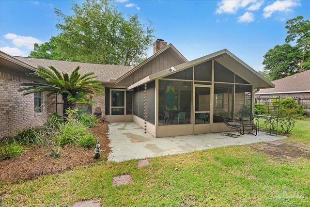 1161 Tamara Dr, Pensacola, FL 32504