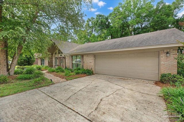 1161 Tamara Dr, Pensacola, FL 32504