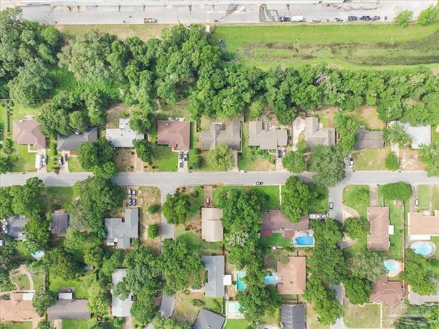 1161 Tamara Dr, Pensacola, FL 32504